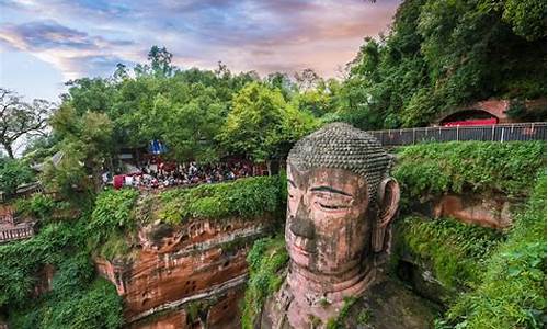 乐山旅游攻略景点必去的地方推荐_乐山旅游攻略景点必去的地方推